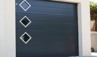 Portes de garage &agrave;&nbsp;ARCY SUR CURE